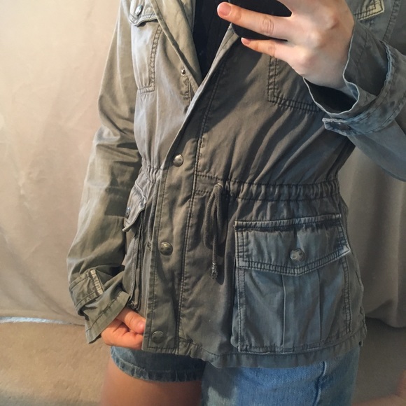 Aritzia Gray Jacket - Picture 8 of 9